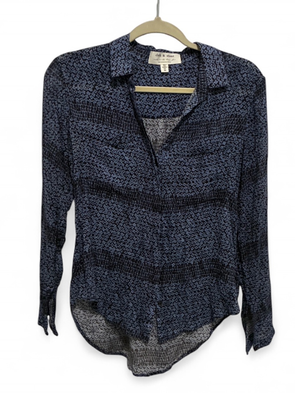 Cloth and Stone Anthropologie Blue Floral Printed Long Sleeve Button Up Blouse